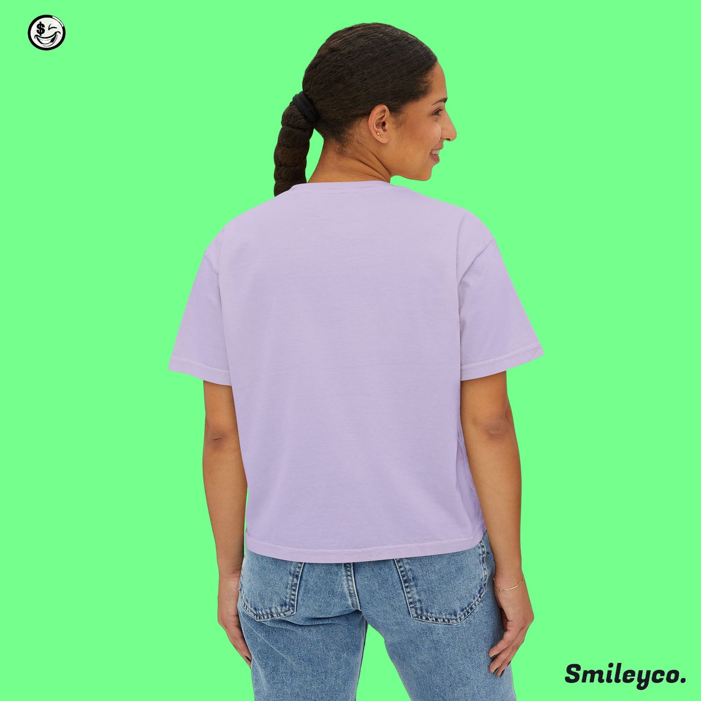 Smiley Graphic Boxy Tee - Women's Casual T-Shirt for Fun and Relaxation