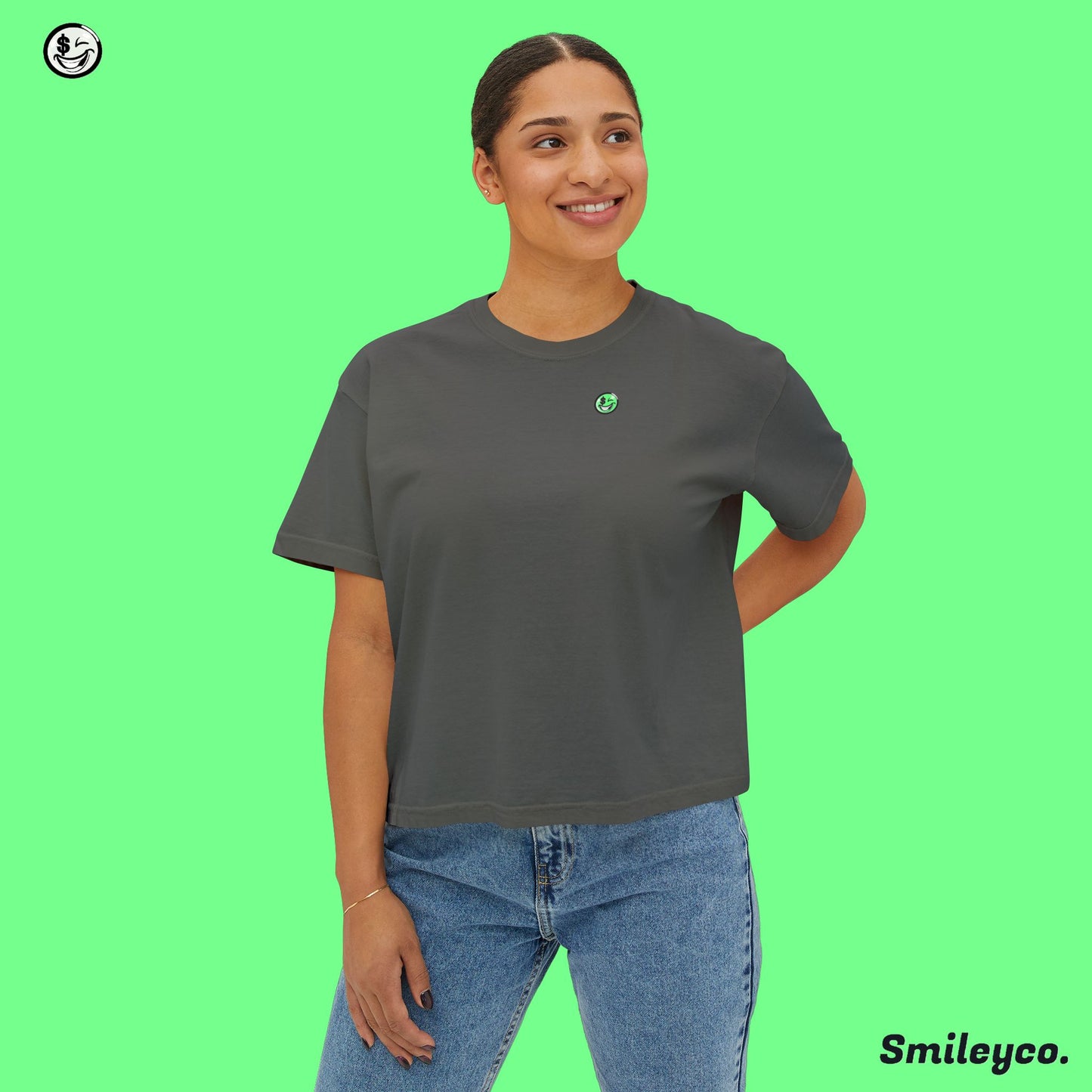 Smiley Graphic Boxy Tee - Women's Casual T-Shirt for Fun and Relaxation