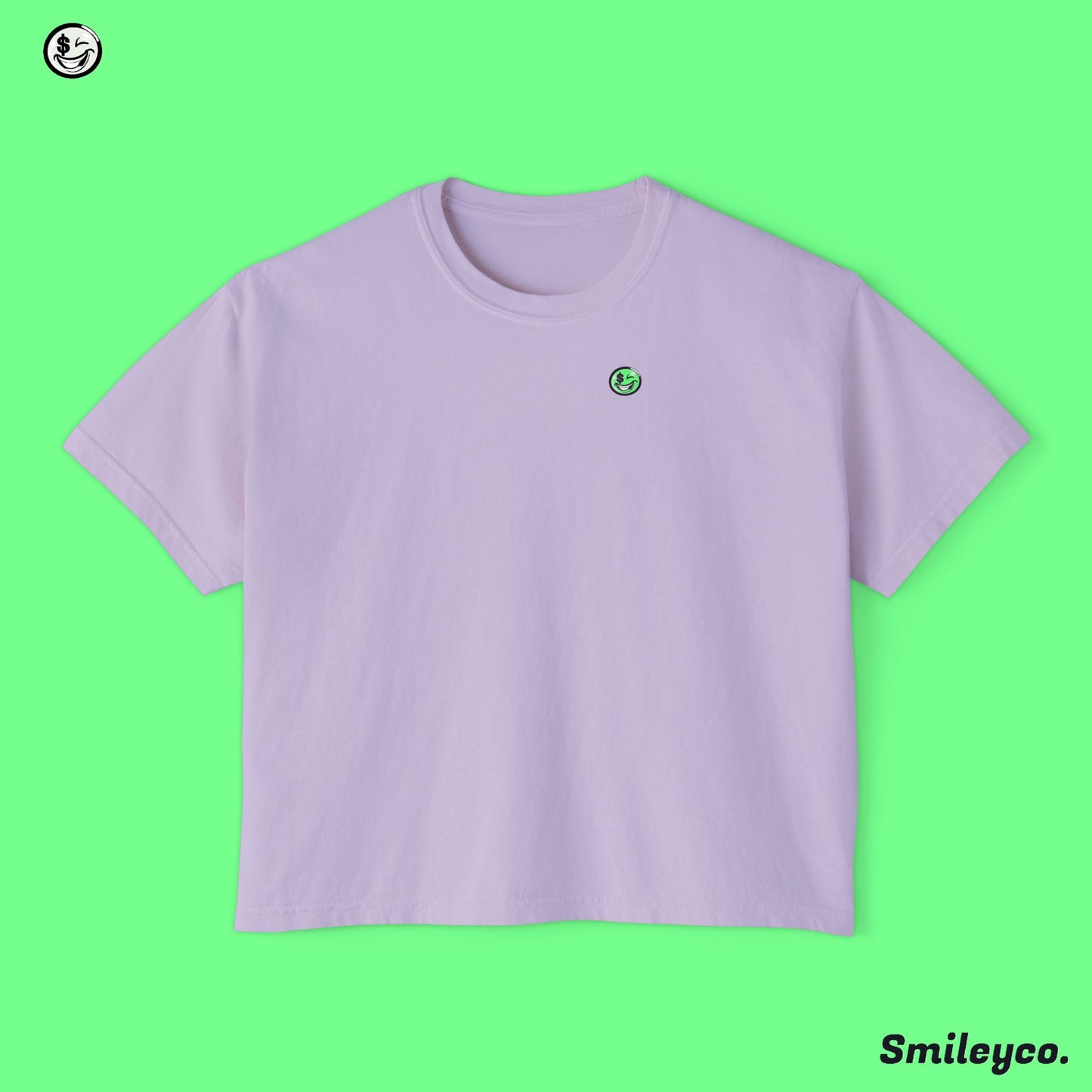 Smiley Graphic Boxy Tee - Women's Casual T-Shirt for Fun and Relaxation