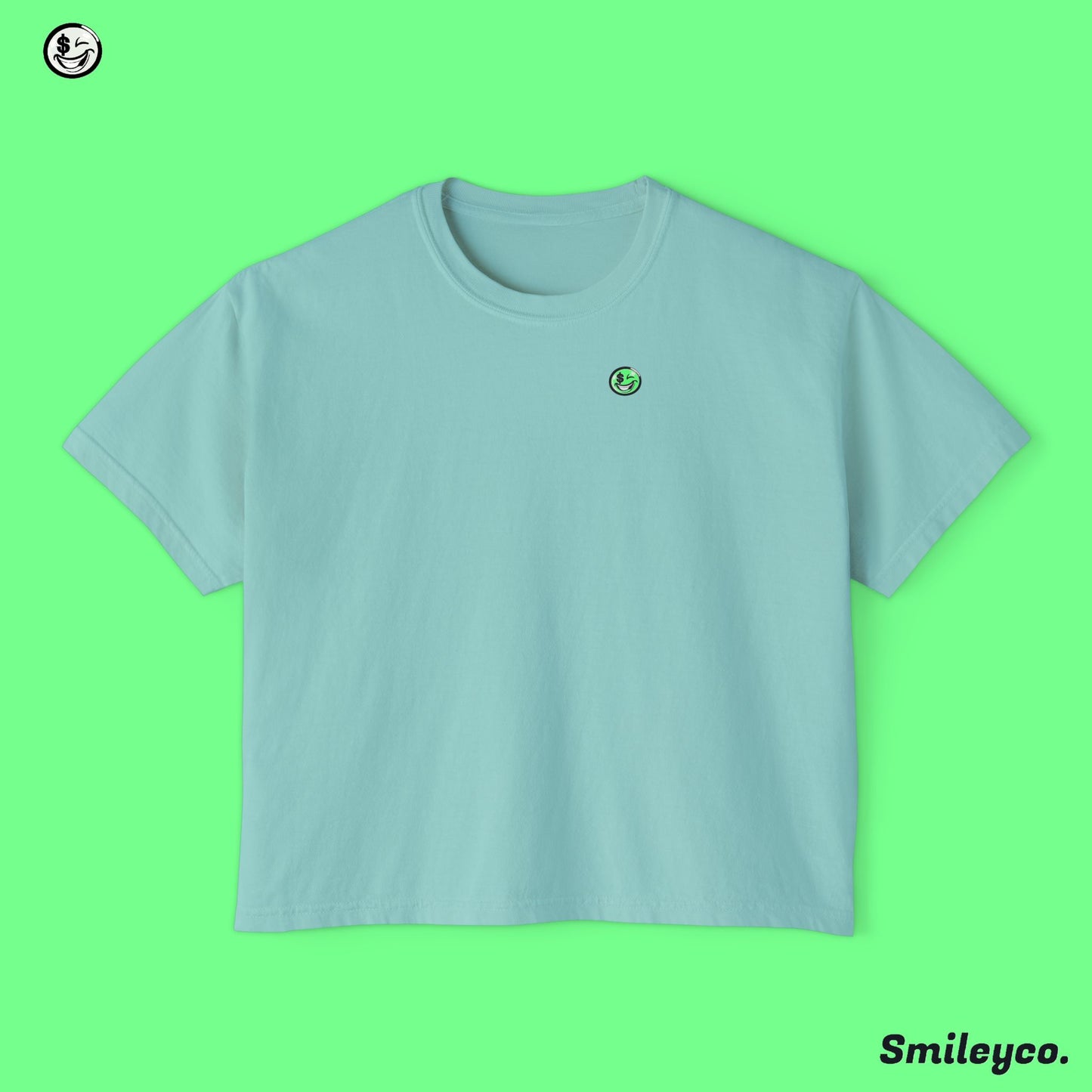 Smiley Graphic Boxy Tee - Women's Casual T-Shirt for Fun and Relaxation