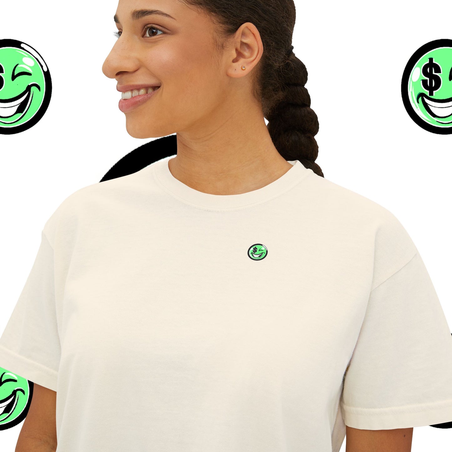 Smiley Graphic Boxy Tee - Women's Casual T-Shirt for Fun and Relaxation