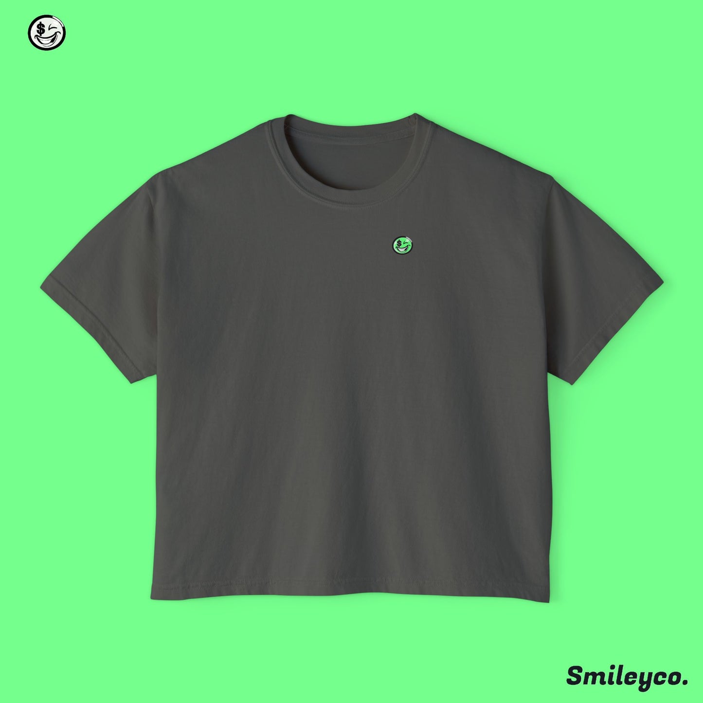 Smiley Graphic Boxy Tee - Women's Casual T-Shirt for Fun and Relaxation